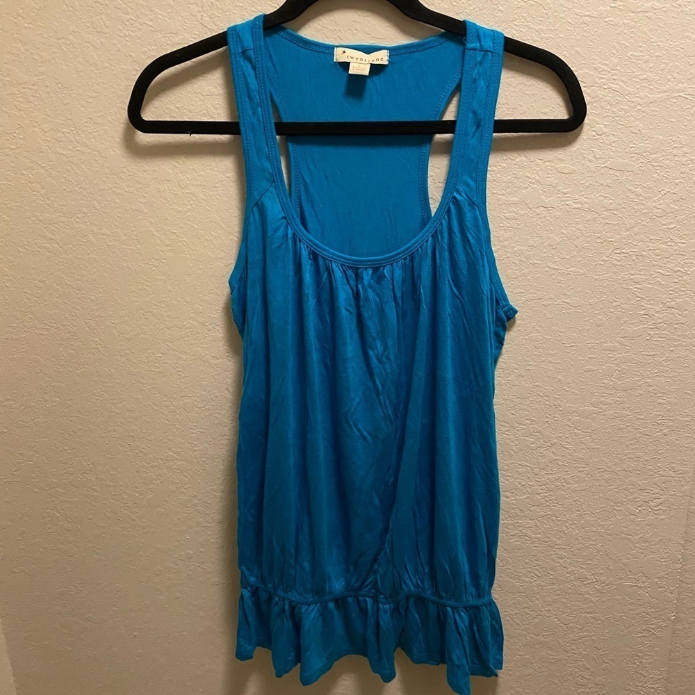 NWOT Forever 21 blue blouse with ruffle bottom